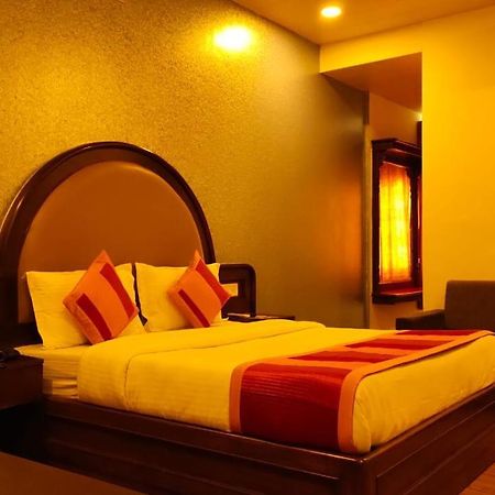 Hotel Banjara Regalia Ābu Eksteriør billede